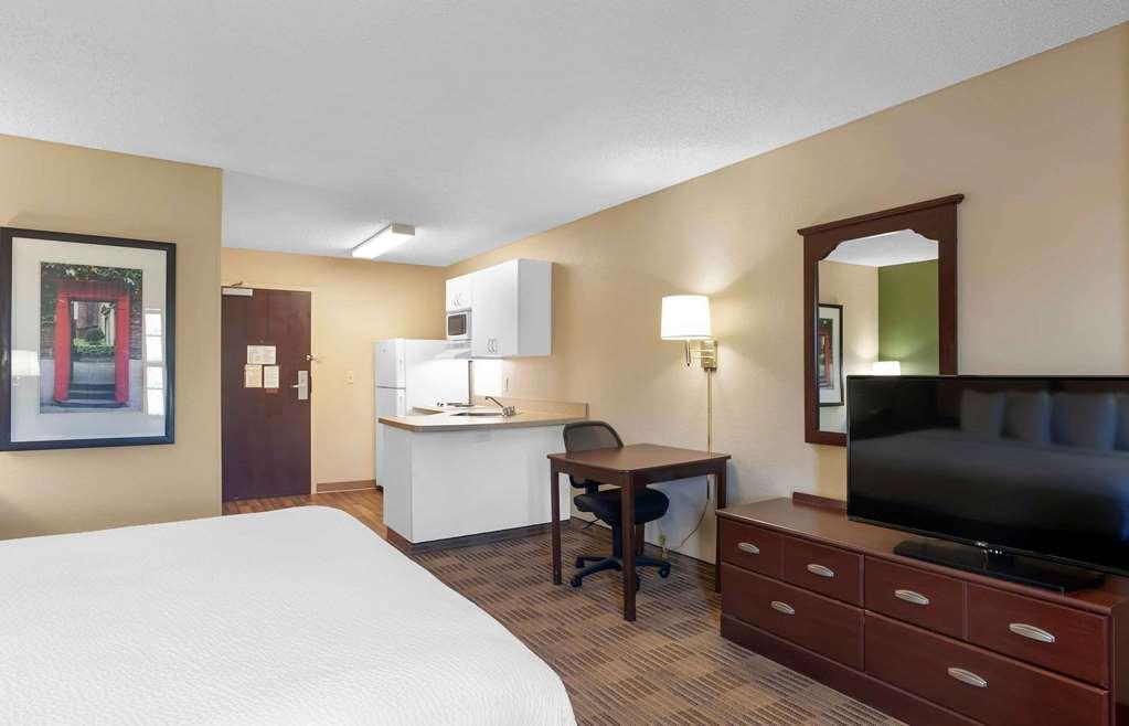 Extended Stay America Suites - Boston - Waltham - 32 4Th Ave Room photo