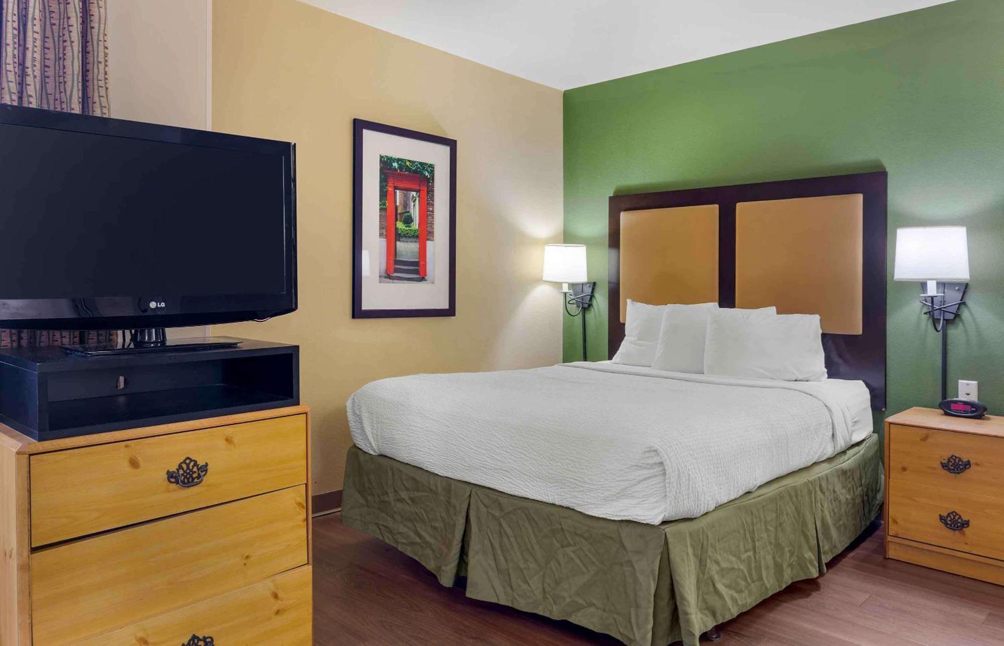 Extended Stay America Suites - Boston - Waltham - 32 4Th Ave Exterior photo